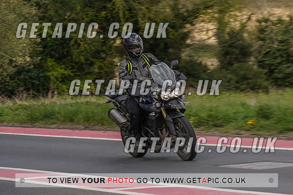 RS2104_1021