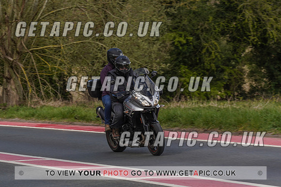 RS2104_1025