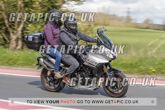 RS2104_1027