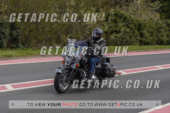 RS2104_1038