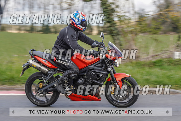 RS2104_1054