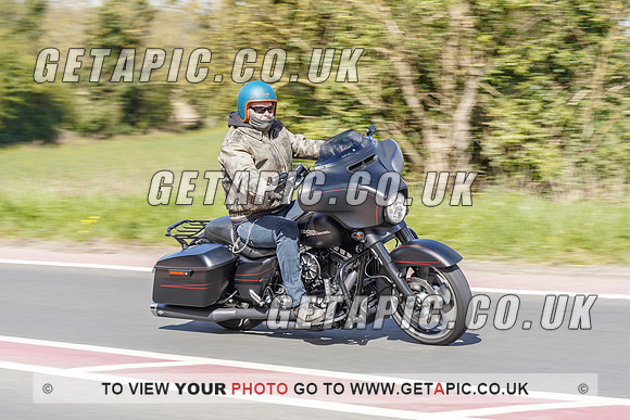 RS2104_1064