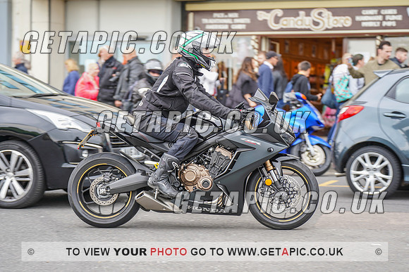 RS2205_6683