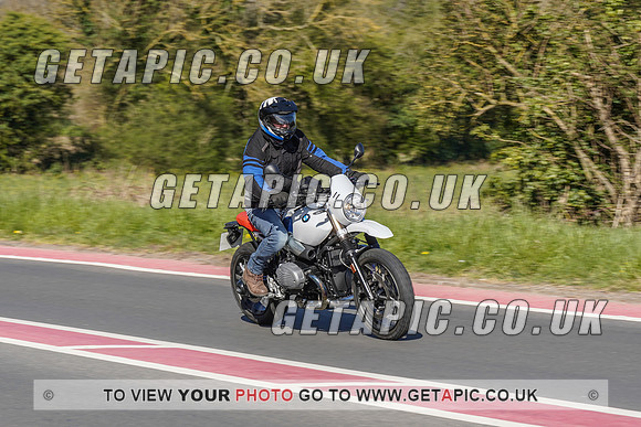 RS2104_1629