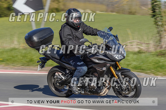 RS2104_1635