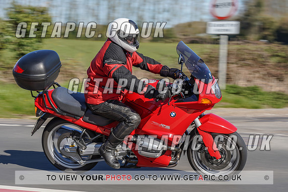 RS2104_1640