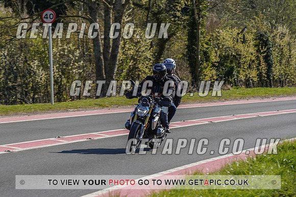 RS2104_1643