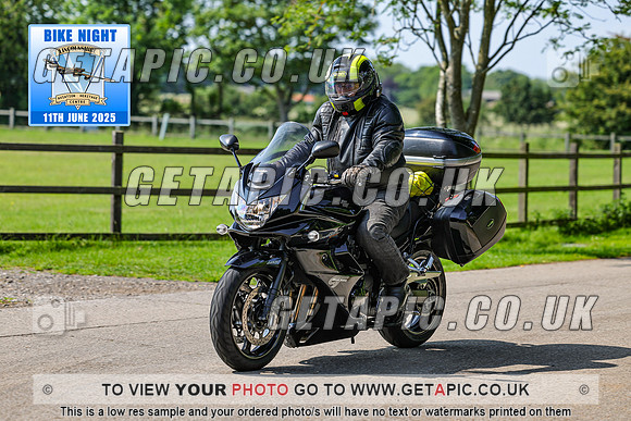 PR2506-00012_LOGO_ON_PHOTO