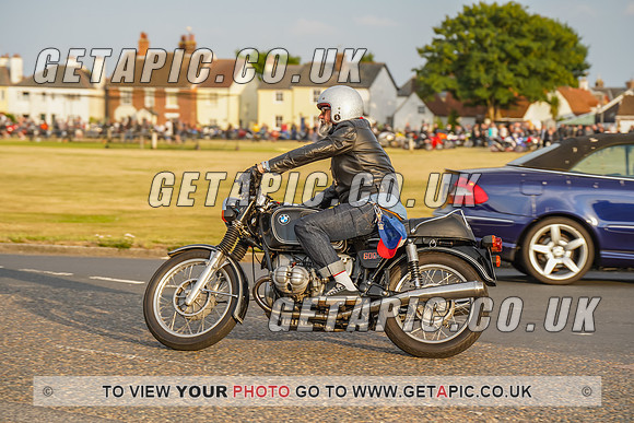 RS2207_8984