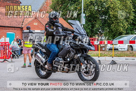 TW2508-1065_LOGO_ON_PHOTO