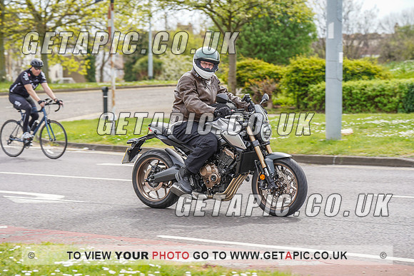 RS2204_8117