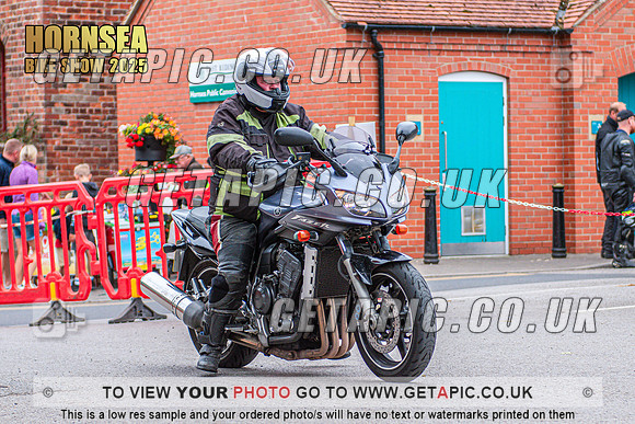 TW2508-4123_LOGO_ON_PHOTO