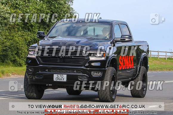 GP2406-14024-C_LOGO_ON_PHOTO
