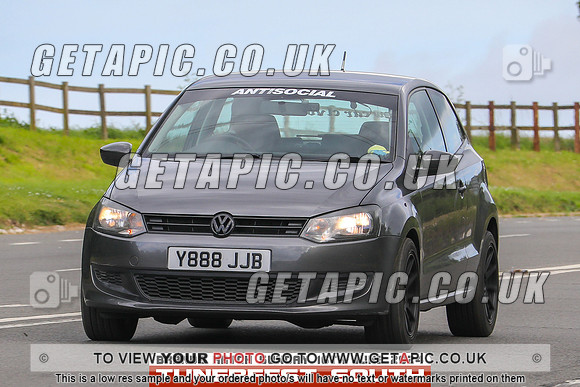 GP2406-12907-C_LOGO_ON_PHOTO