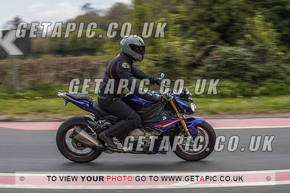 RS_2105_1067