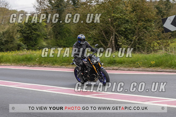 RS_2105_1069