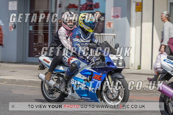 RS_2105_1442