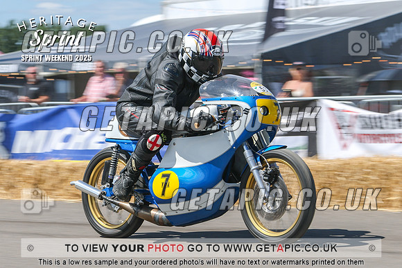 GP2508-5006-C_LOGO_ON_PHOTO