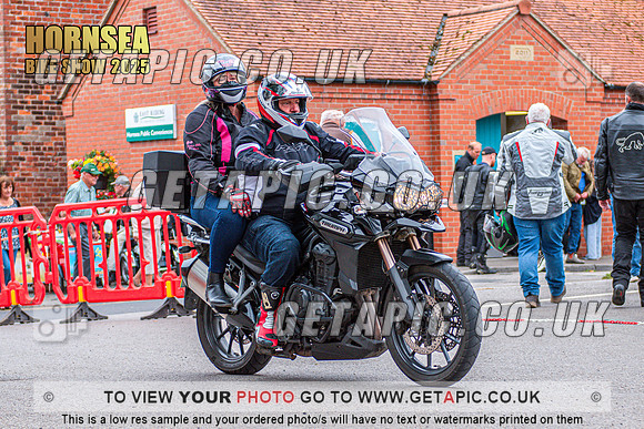 TW2508-4109_LOGO_ON_PHOTO