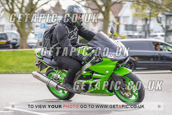 RS2204_10656