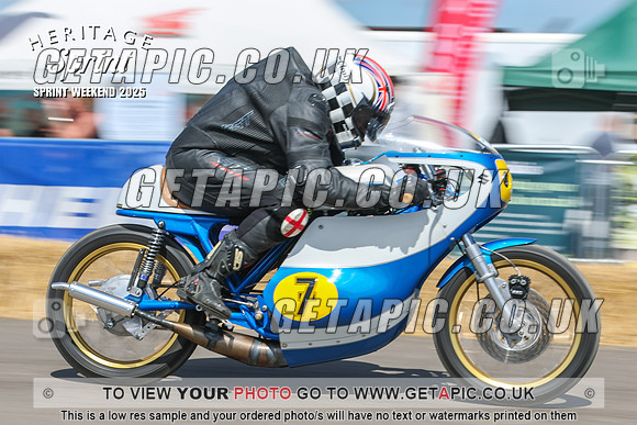 GP2508-3895-C_LOGO_ON_PHOTO