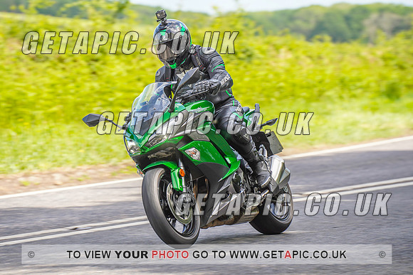 RS2205_16372