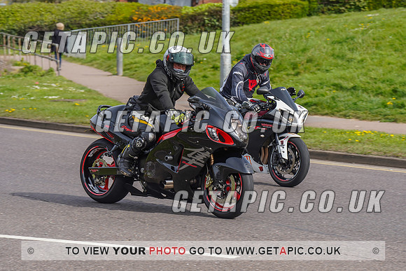 RS2204_3936
