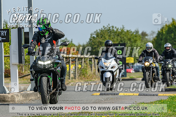 KS2409-0897-C_LOGO_ON_PHOTO