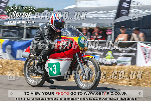 GP2508-4959-C_LOGO_ON_PHOTO