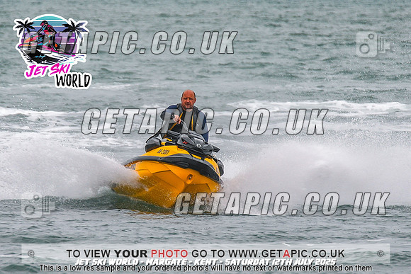 PP2507-784_LOGO_ON_PHOTO