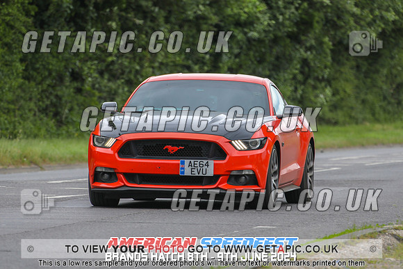 GP2406-6529_LOGO_ON_PHOTO