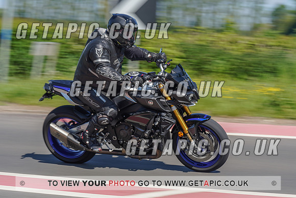 RS2105_6461