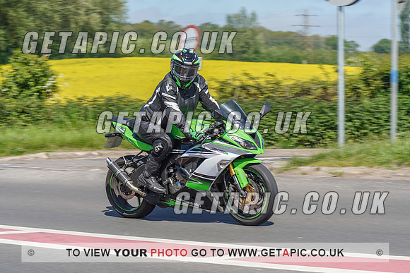 RS2105_6472