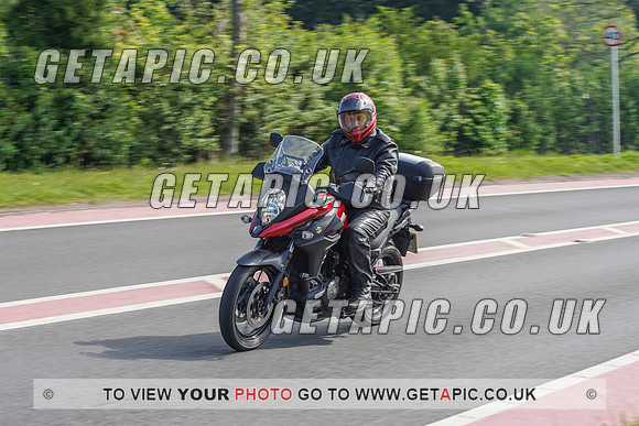 RS2105_6423