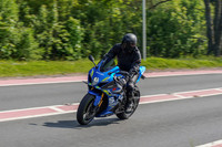 RS2105_6428