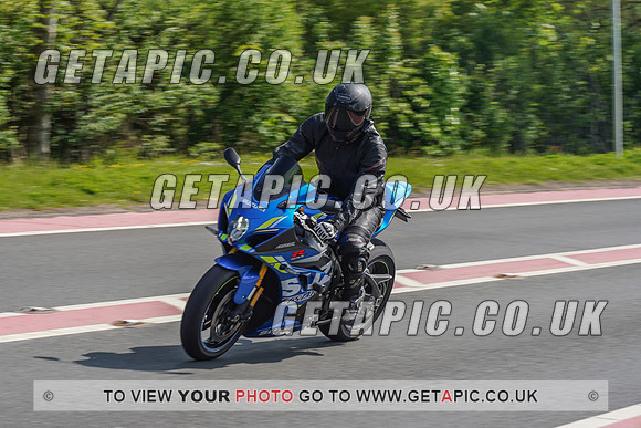 RS2105_6429