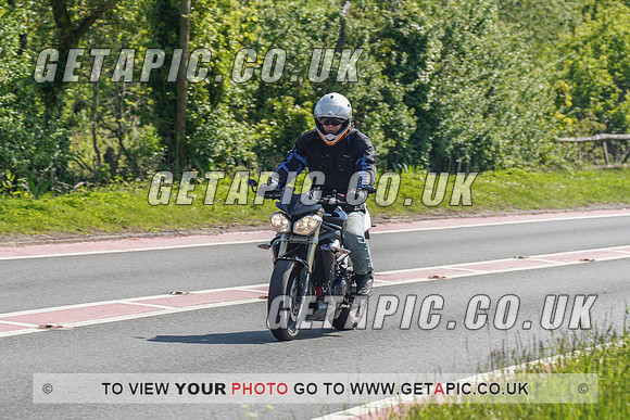 RS2105_6435