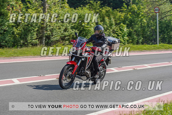 RS2105_6438