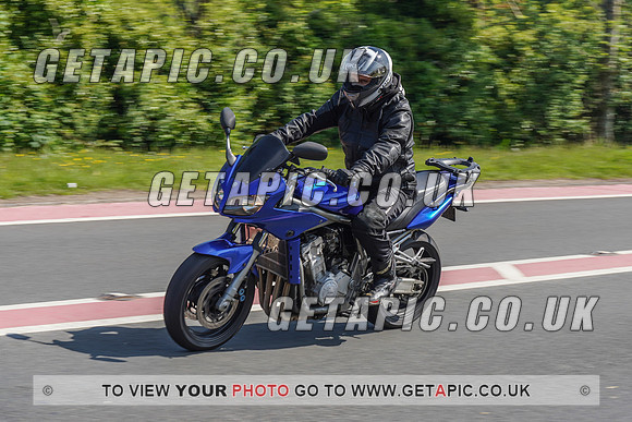 RS2105_6442