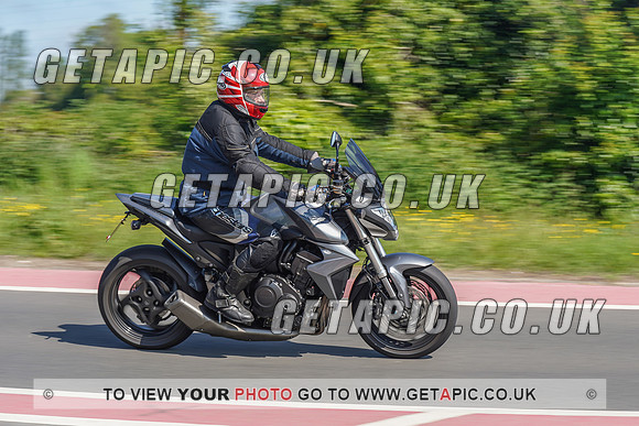 RS2105_6448