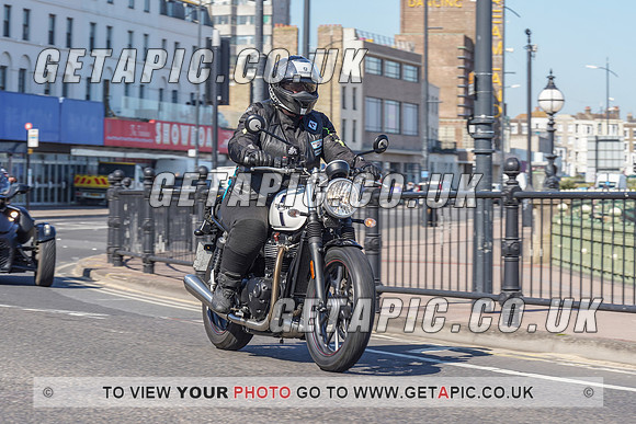 RS2105_7008