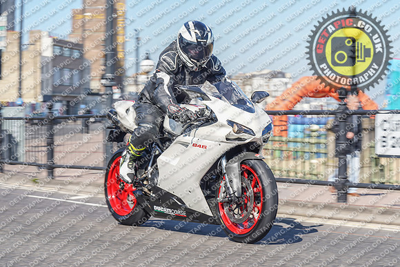 RS2105_7023
