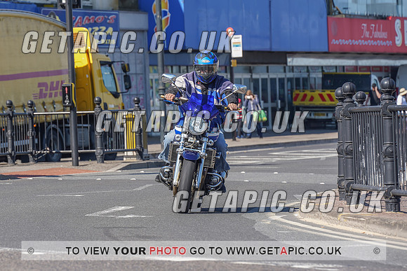 RS2105_7042