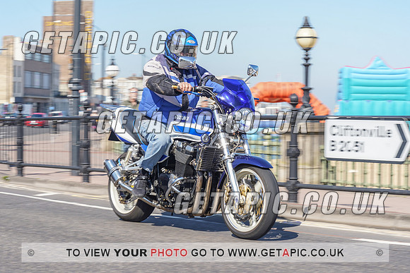 RS2105_7043