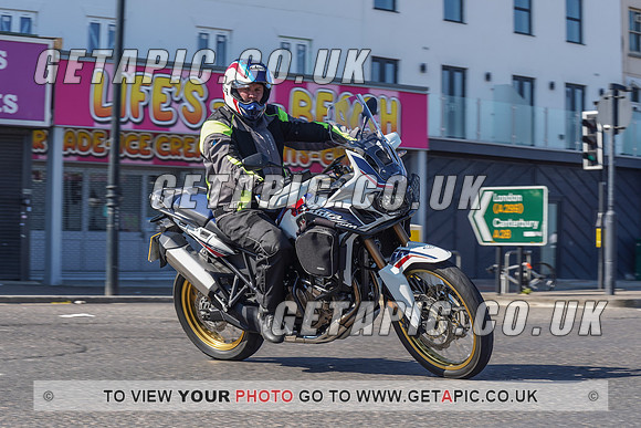 RS2105_7046