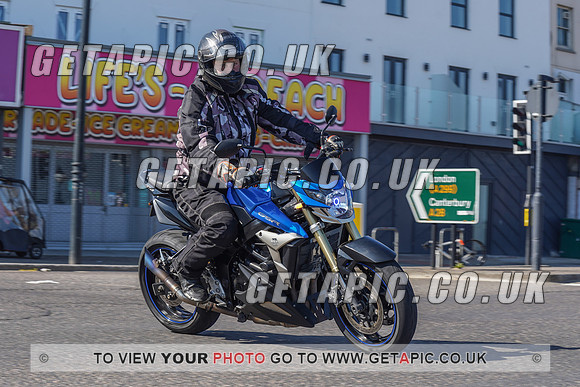 RS2105_7048