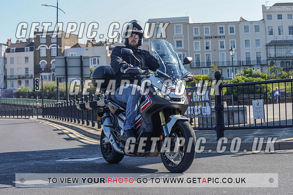 RS2105_7074