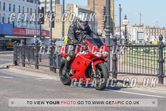 RS2105_7083