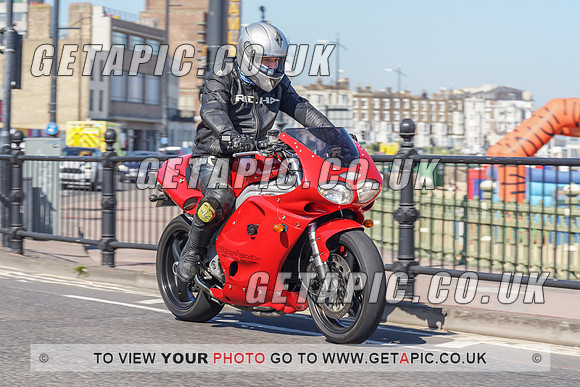 RS2105_7085