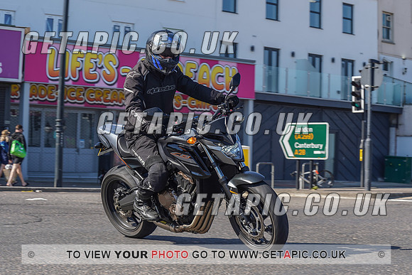 RS2105_7051